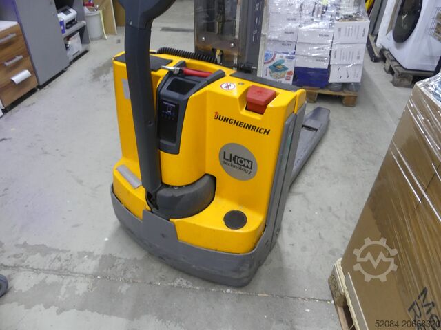 Pall staplare Jungheinrich 