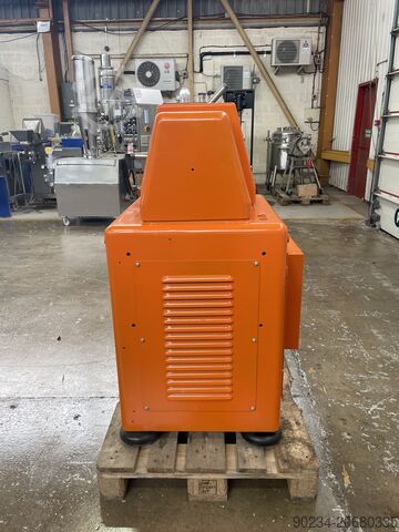 เครื่องบดลูกปัดสเตนเลส 4 แกลลอน Oliver & Batlle รุ่น HM-15 OLIVER & BATLLE HM-15