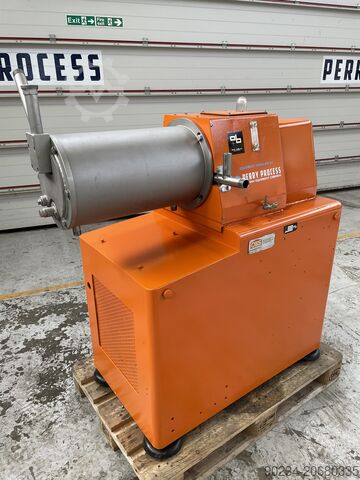 เครื่องบดลูกปัดสเตนเลส 4 แกลลอน Oliver & Batlle รุ่น HM-15 OLIVER & BATLLE HM-15