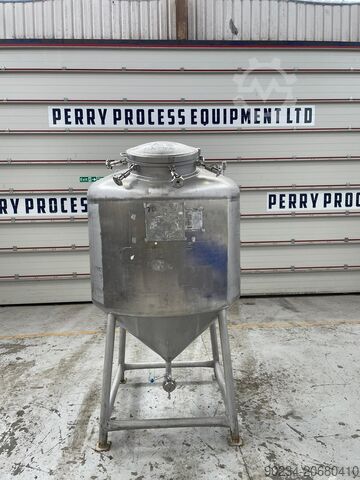 1 370 litran Stainless Services Ltd 316L ruostumattomasta teräksestä valmistettu pystyvarastosäiliö. STAINLESS SERVICES LTD. 1,370 Litre