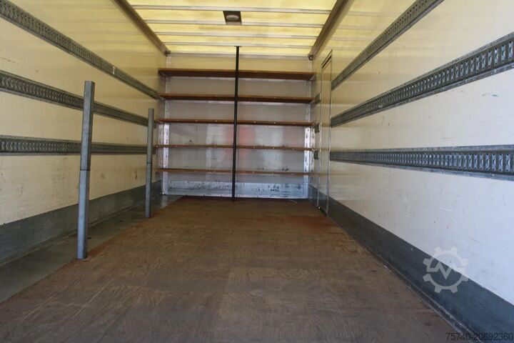 กระเป๋าเดินทาง MAN TGL 12.180 + EURO 6 + LIFT + CAMERA