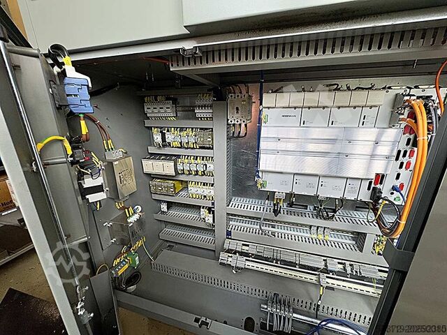 CNC obradni centar DMU 60E