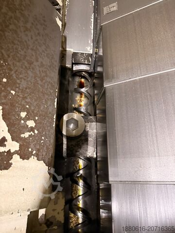 Centre d'usinage à 5 axes +GF+ MIKRON HPM 1350U