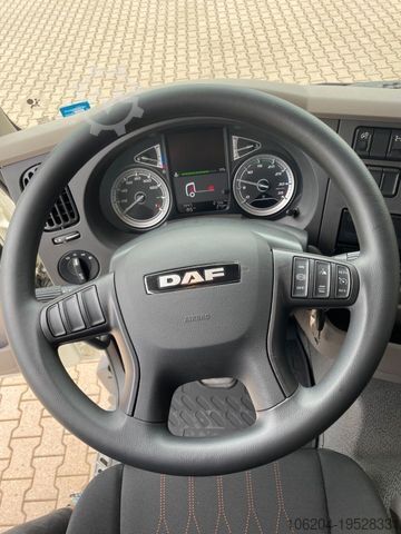 รถบรรทุกตู้ DAF LF230 DC 12t Möbelkoffer Filz Tür LBW1500 AHK