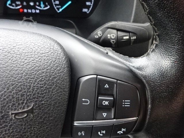 Furgoneta FORD Transit Custom 320 L2H1 LKW VA Autm. Navi