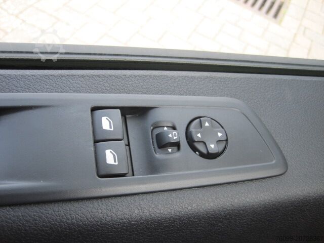 Furgoneta larga Citroen Jumpy 2.0 HDI L3H1 Regal Dachtr. AHK Nav