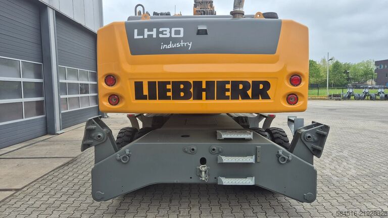 Materiaalverwerkingsmachine Liebherr LH30 M