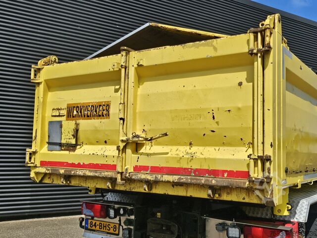 Kipper met kraan MAN TGS 33.480 6x6 / PALFINGER Z CRANE / 2 SIDE TIPPER