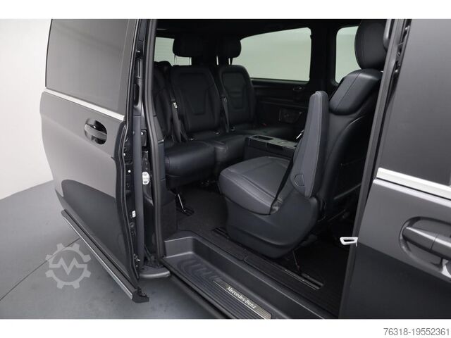 Kleinbus Mercedes-Benz V 220 d Avantg AMG Pano AHK Leder Multib Distr