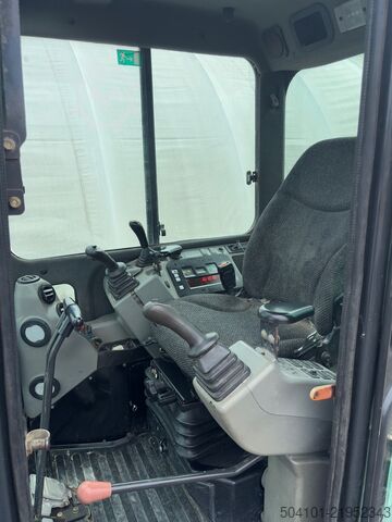 Kāpņu ekskavators Bobcat E35 / 2012 Bobcat E35z
