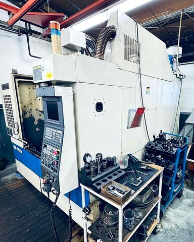 Vertikālās apstrādes centrs Okuma MB-56VA/B