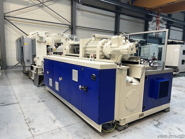 Spritzgießmaschine KraussMaffei KM 650 - 6100 CM