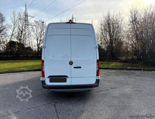 রেফ্রিজারেটেড ভ্যান Mercedes-Benz Sprinter 316