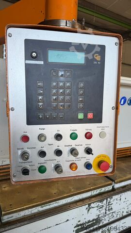 Mesin tekuk pelat Weinbrenner TSV 8/3050