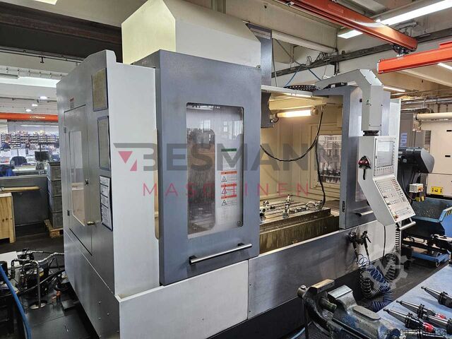 Machining center Akira Seiki Dugard 1350 XP