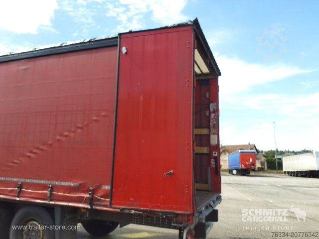 Semi-remorque bâchée Schmitz Cargobull Semitrailer Curtainsider Standard