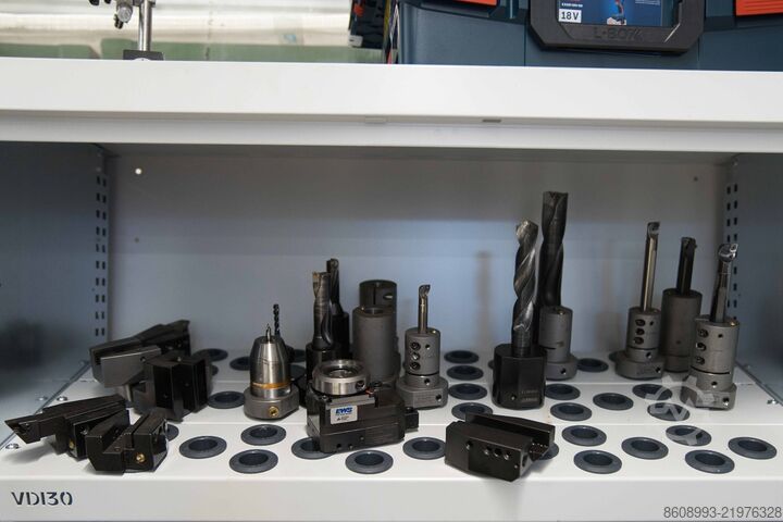 Mesin bubut CNC DMG MORI NEF 400