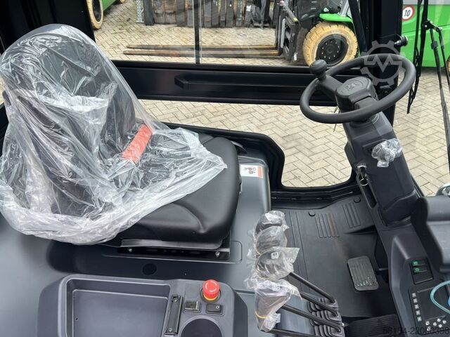 Elektrische vorkheftruck met 4 wielen Bobcat B35NS