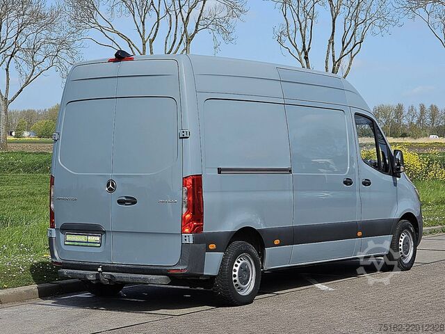 Hochdachkombi MERCEDES-BENZ SPRINTER 314 L2H2 Mbux Automaat!
