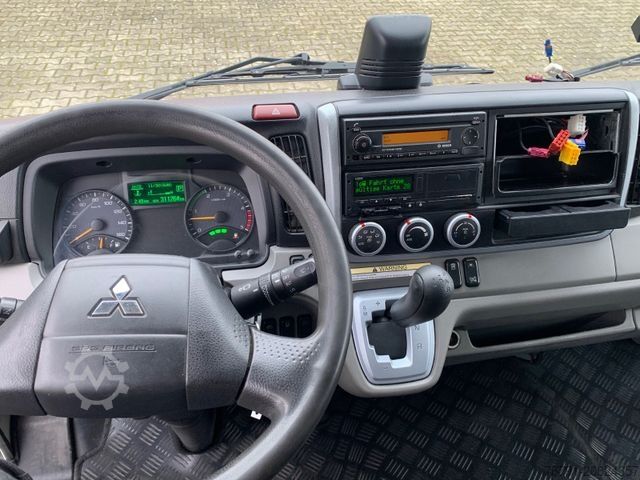 LKW mit Pritsche & Plane MITSUBISHI FUSO Canter 9C18_Autom_Klima_ Schiebeplane_EURO6