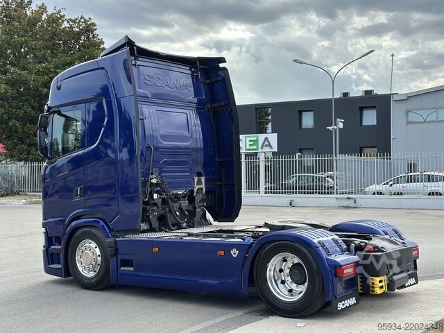 স্ট্যান্ডার্ড ট্রাক্টর ইউনিট SCANIA 590S FULL PNEUMATIC
