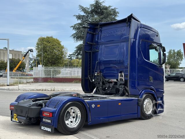 স্ট্যান্ডার্ড ট্রাক্টর ইউনিট SCANIA 590S FULL PNEUMATIC