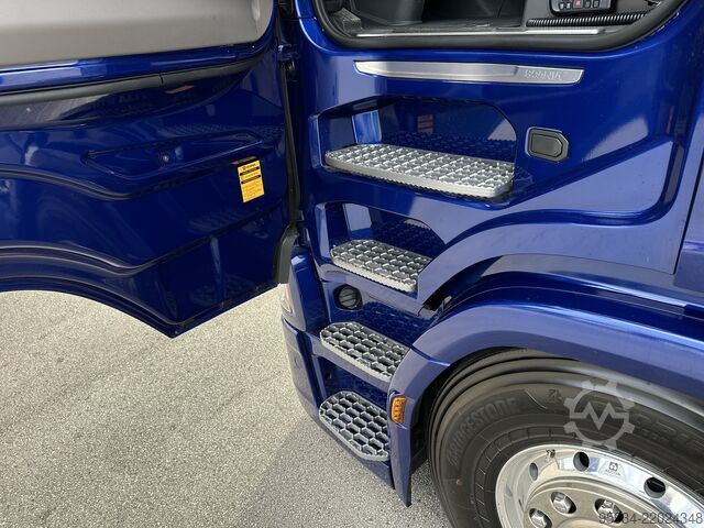 স্ট্যান্ডার্ড ট্রাক্টর ইউনিট SCANIA 590S FULL PNEUMATIC
