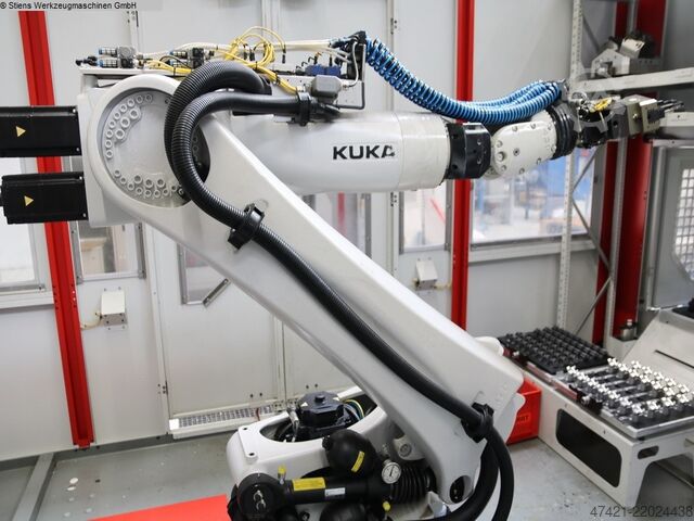 Robot - Manipolazione KUKA KR 180 R2900 prime
