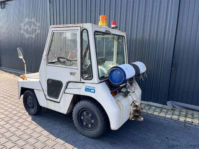 Τρακτέρ Toyota 2TG20