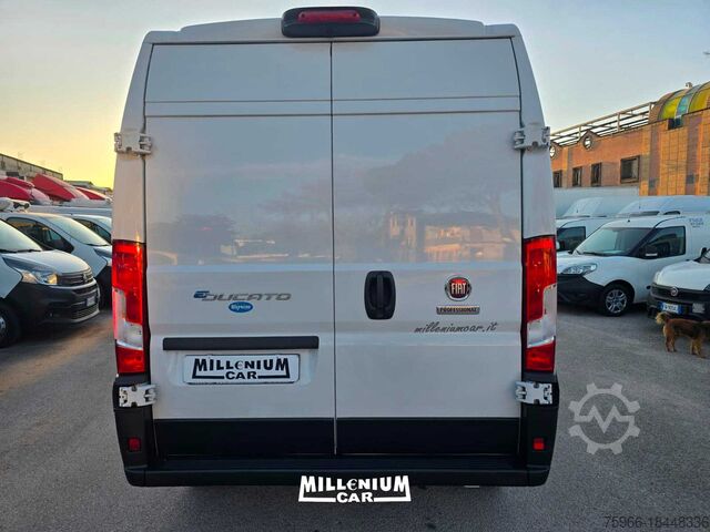 Furgonetă FIAT DUCATO ELETTRICO L2H2 KM 15MILA 2021