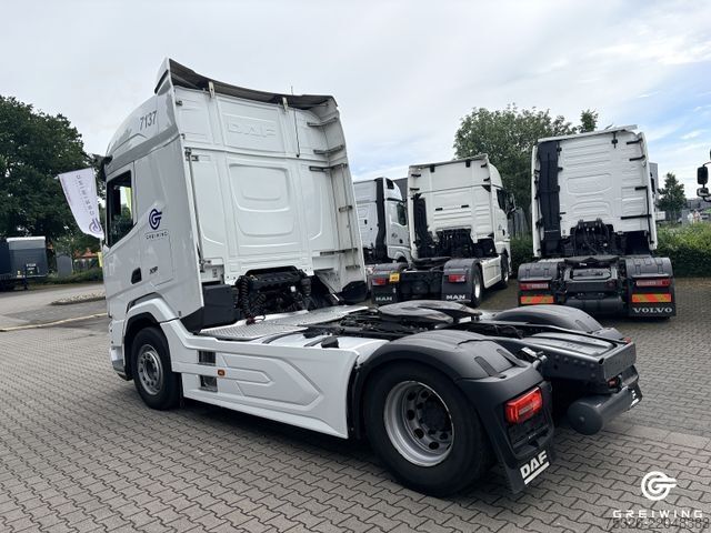 Стандартный седельный тягач DAF XF 480 FT Retarder Nebenantrieb Standklima