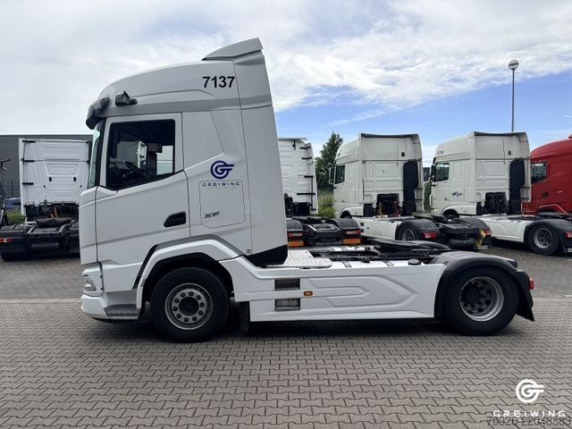 Стандартный седельный тягач DAF XF 480 FT Retarder Nebenantrieb Standklima