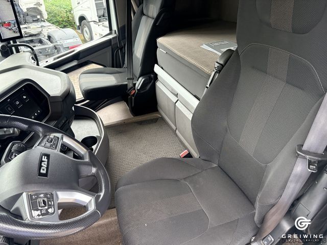 Стандартный седельный тягач DAF XF 480 FT Retarder Nebenantrieb Standklima