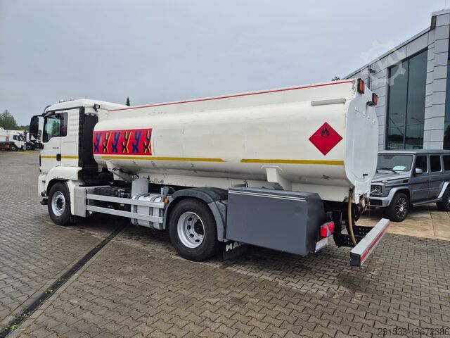 Vozilo za prevoz goriva MAN TGS 18.360 / 1 OWNER / OIL SILO