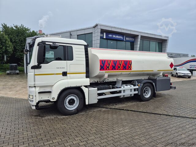 Vozilo za prevoz goriva MAN TGS 18.360 / 1 OWNER / OIL SILO