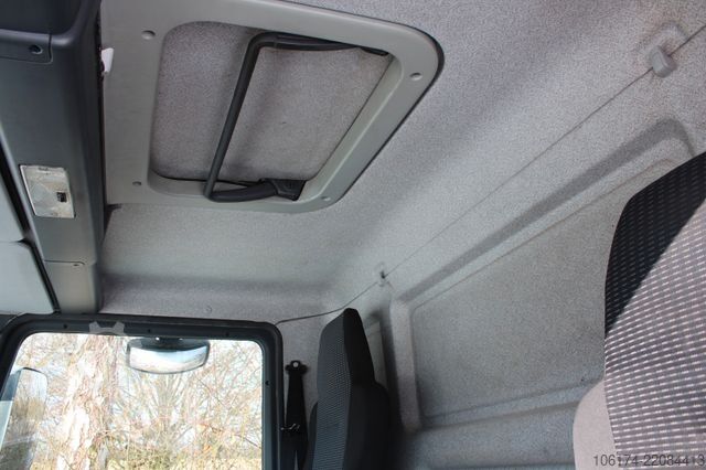 Dėžinis furgonas MAN 7.150 BL Koffer mit Ladebordwand  *EX Wohnmobil*