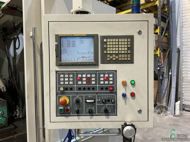 เครื่องกัด Microcut VMC-1300 ปี 2005 Microcut 