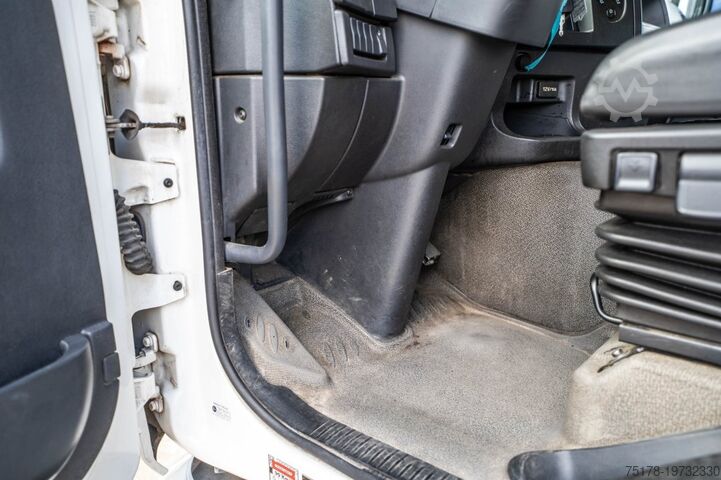 স্যুটকেস RENAULT D WIDE 320 DXI +DHOLLANDIA