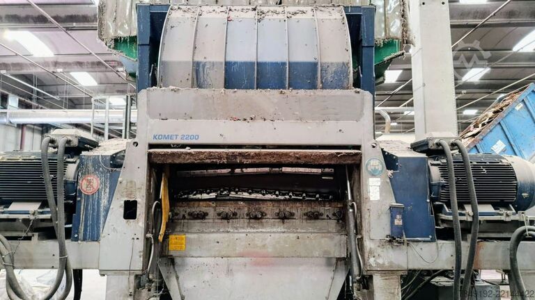 Yksiakselinen murskain LINDNER KOMET 2200