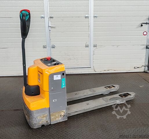 Empilhadeiras Elétricas de Palete Jungheinrich EJE M13 2021y (5pc in stock)