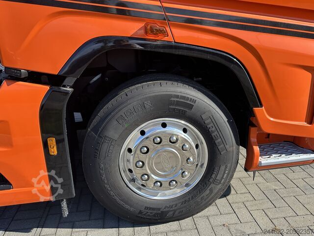 Tractor estándar Ford Truck F-Max Hydro - Full lease 2000€* ex BTW