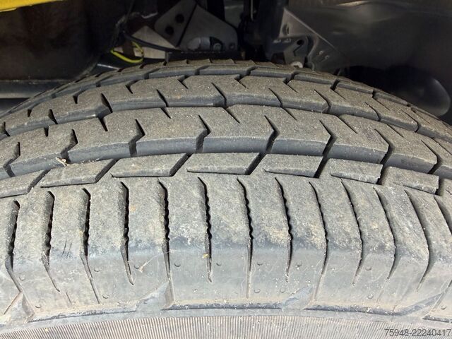 Κλειστό βαν IVECO zlast: