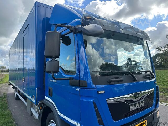 βαλίτσα MAN TGL TGL12.220 EURO6.  820x248x230.
