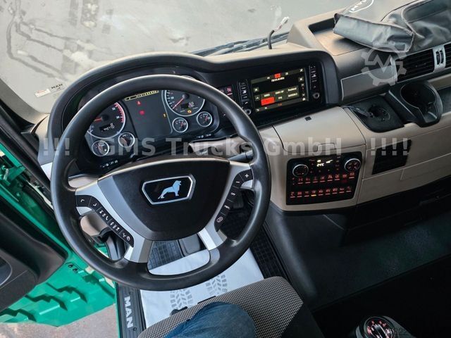 Бортовой грузовик с тентом MAN TGX 26.500 / Zug / Ret / Lenkachse / XL Zertifik