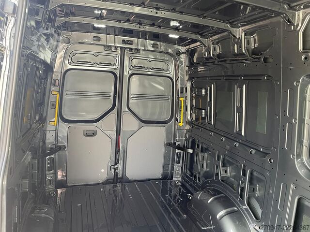 High top van MAN TGE 3.180 L3H3 Kasten 4x4 CAMPER AHK ACC LED NAV