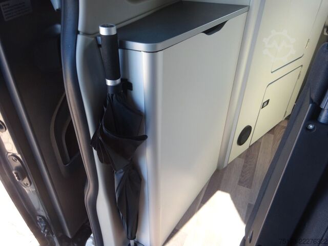 कैम्परवैन FORD Nugget 170PS Autm. Bi-Xenon Markise AHK ACC