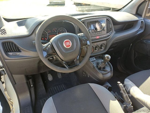 厢式货车 Fiat DOBLO - 5 posti