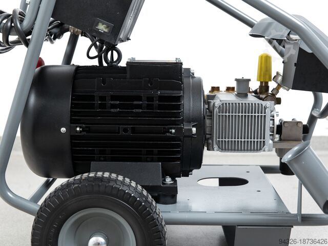 Pressure Washer Kärcher HD 13/35 CAGE Kärcher HD 13/35-4 CAGE - 1300l/h 350bar 2019y
