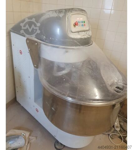 เครื่องนวดแป้งแบบเกลียว ขนาด 125 กิโลกรัมแป้ง Bongard SPIRAL E 300