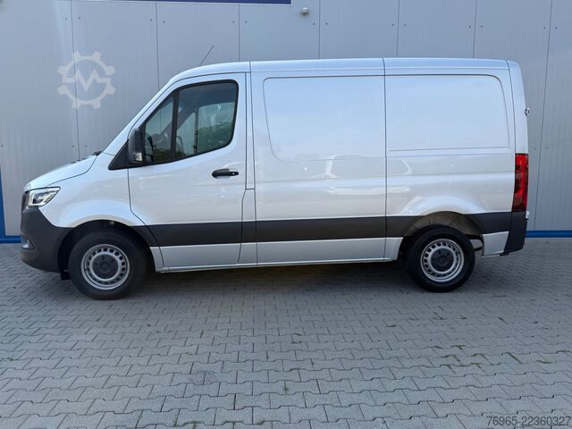 Varebil MERCEDES-BENZ Sprinter 314 AUTOMATIK NAVI DISTRONIC KAMERA LED